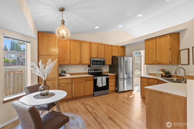 14527 62nd Drive SE, Everett, WA 98208