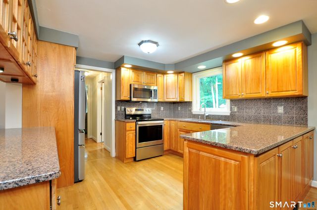 472 Firetown Road, Simsbury, CT 06070