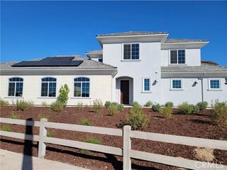 701 Manor Lane, Paso Robles, CA 93446