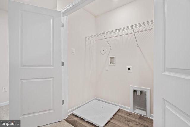 725 COMPASS WAY, Frederick, MD 21701