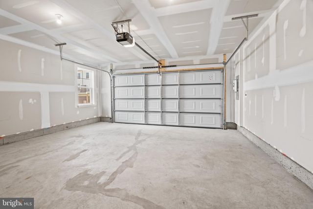 725 COMPASS WAY, Frederick, MD 21701