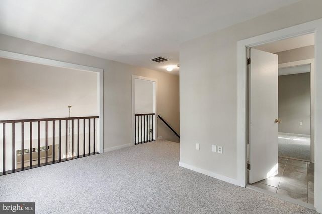 12 CHAMPLAIN CT, Manahawkin, NJ 08050