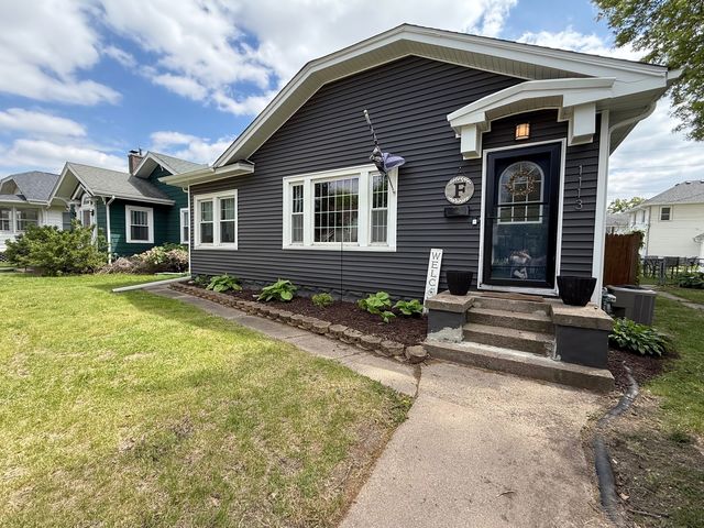 1113 E Central Park Avenue, Davenport, IA 52803