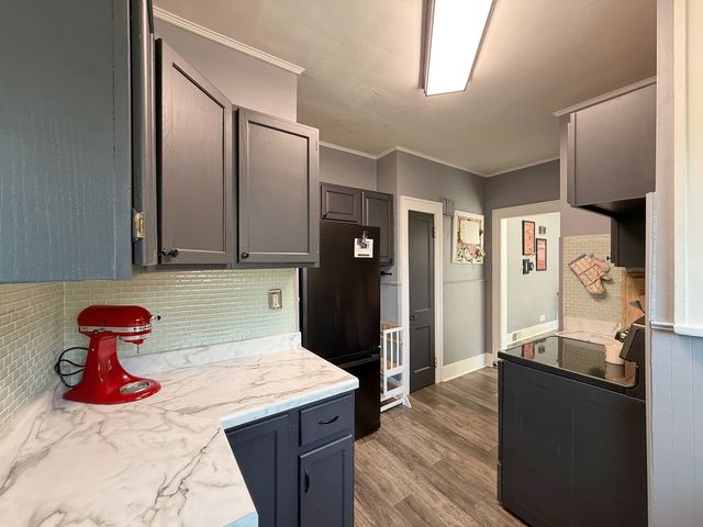 1113 E Central Park Avenue, Davenport, IA 52803