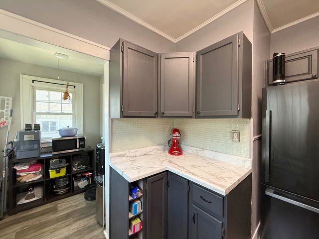 1113 E Central Park Avenue, Davenport, IA 52803