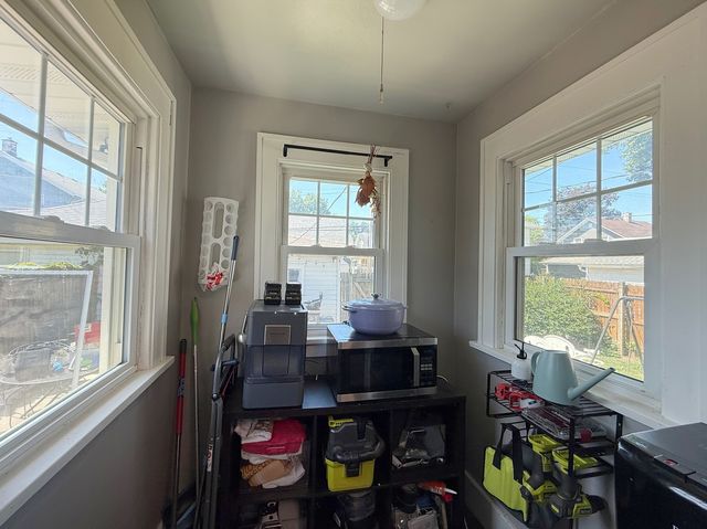 1113 E Central Park Avenue, Davenport, IA 52803