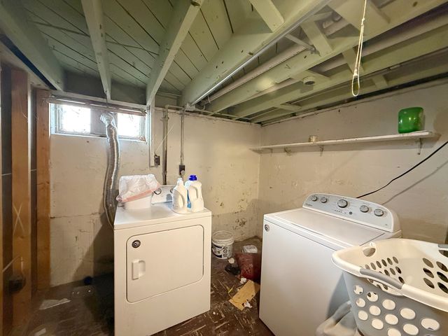 1113 E Central Park Avenue, Davenport, IA 52803