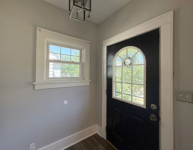 1113 E Central Park Avenue, Davenport, IA 52803