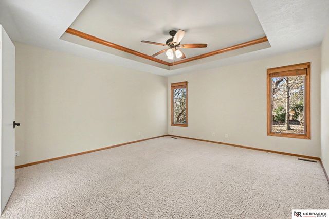 919 Rawhide Road, Papillion, NE 68046