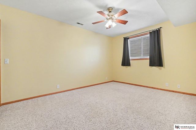 919 Rawhide Road, Papillion, NE 68046