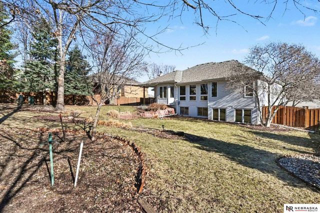 919 Rawhide Road, Papillion, NE 68046