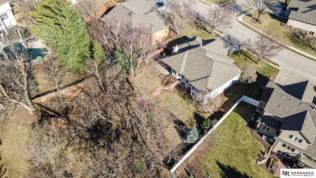 919 Rawhide Road, Papillion, NE 68046