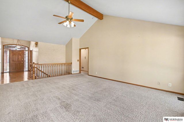 919 Rawhide Road, Papillion, NE 68046