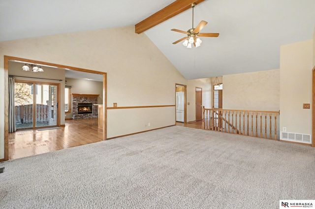 919 Rawhide Road, Papillion, NE 68046