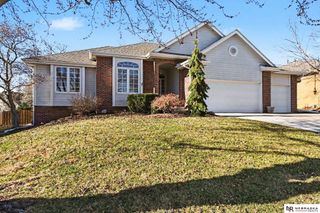 919 Rawhide Road, Papillion, NE 68046