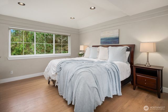 8406 NE 121st Place, Kirkland, WA 98034