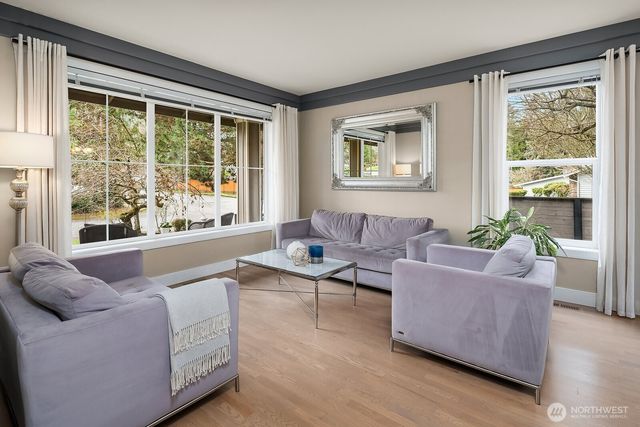 8406 NE 121st Place, Kirkland, WA 98034