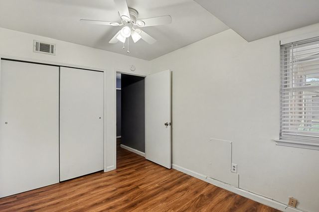 1202 Crane Drive, Euless, TX 76039