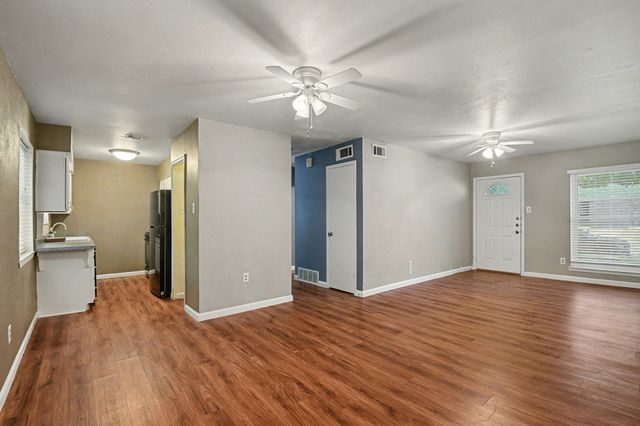 1202 Crane Drive, Euless, TX 76039