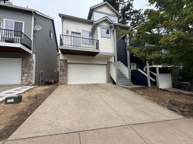 4735 Se PALADIN Ln, Hillsboro, OR 97123