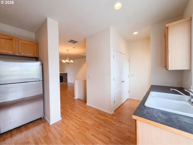 4735 Se PALADIN Ln, Hillsboro, OR 97123