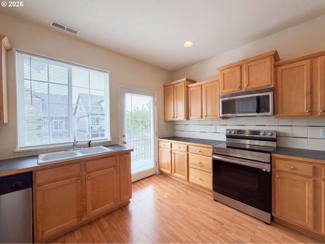 4735 Se PALADIN Ln, Hillsboro, OR 97123