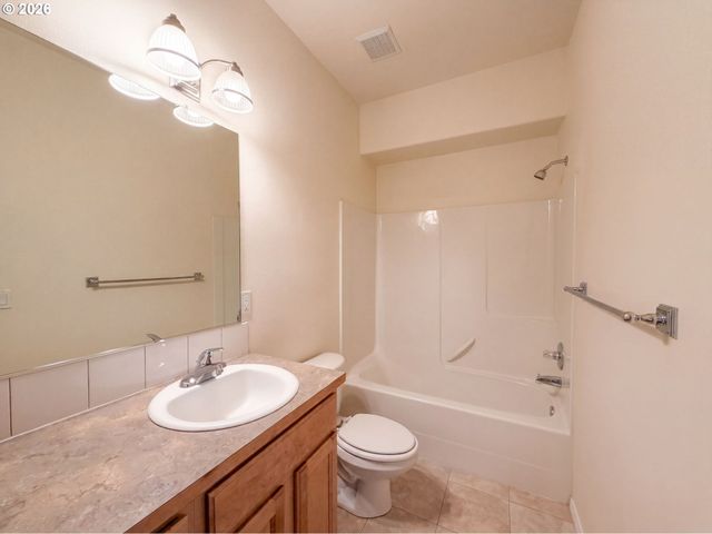 4735 Se PALADIN Ln, Hillsboro, OR 97123