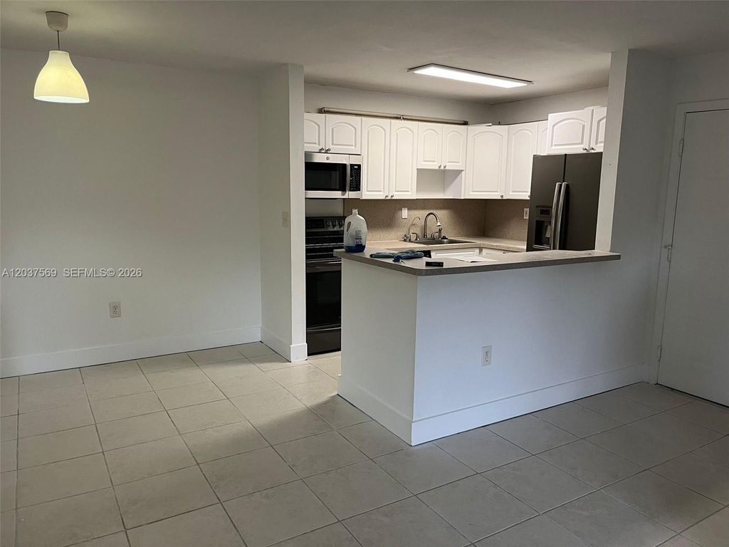 4800 NW 102nd Ave 103-10, Doral, FL 33178