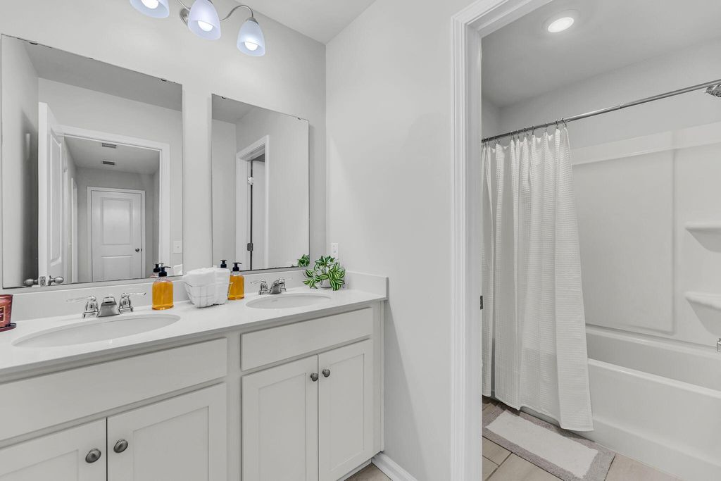 Image 32 of property listing at 3769 Sawmill Court, Mount Pleasant, SC 29466