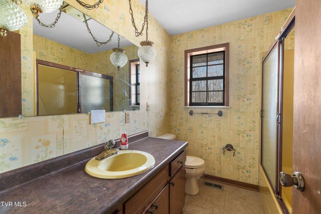 145 Kelli Lane, Tazewell, TN 37879