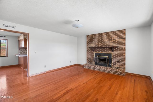 145 Kelli Lane, Tazewell, TN 37879