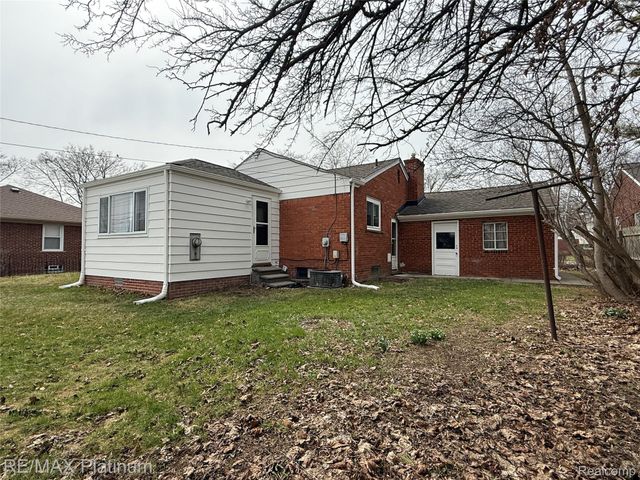 3830 Ravena Avenue, Royal Oak, MI 48073