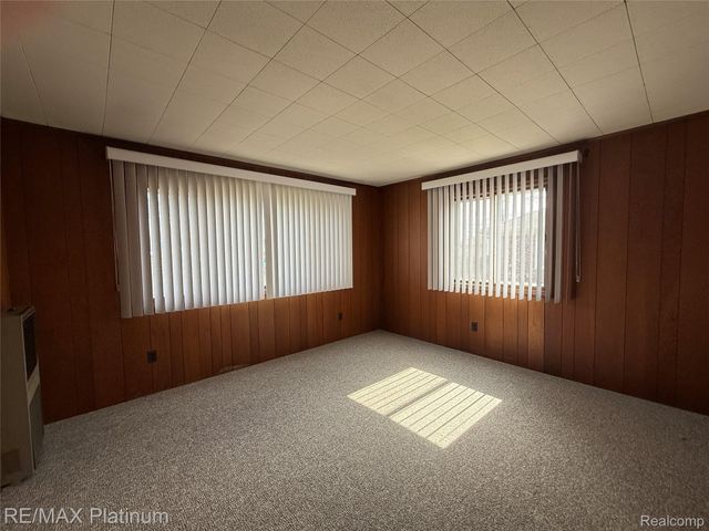 3830 Ravena Avenue, Royal Oak, MI 48073