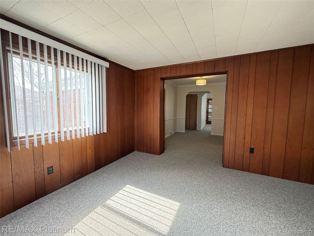 3830 Ravena Avenue, Royal Oak, MI 48073