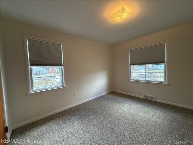 3830 Ravena Avenue, Royal Oak, MI 48073