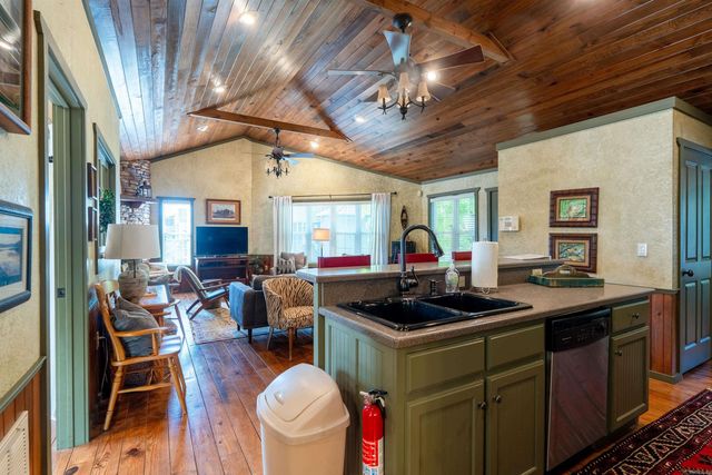 30 Old Ford Way, Heber Springs, AR 72543