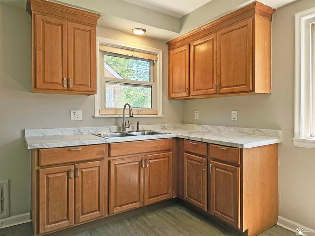 20308 Country Club Drive, Harper Woods, MI 48225
