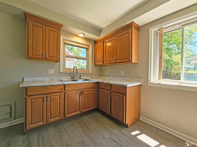 20308 Country Club Drive, Harper Woods, MI 48225