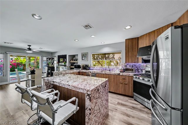 627 Landview Court, Las Vegas, NV 89123