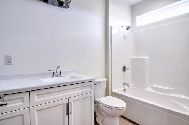 1320 Kettle DRIVE, Kewaskum, WI 53040