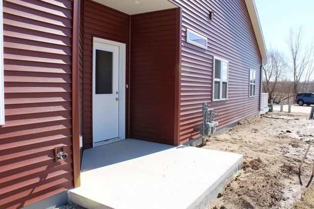 1320 Kettle DRIVE, Kewaskum, WI 53040