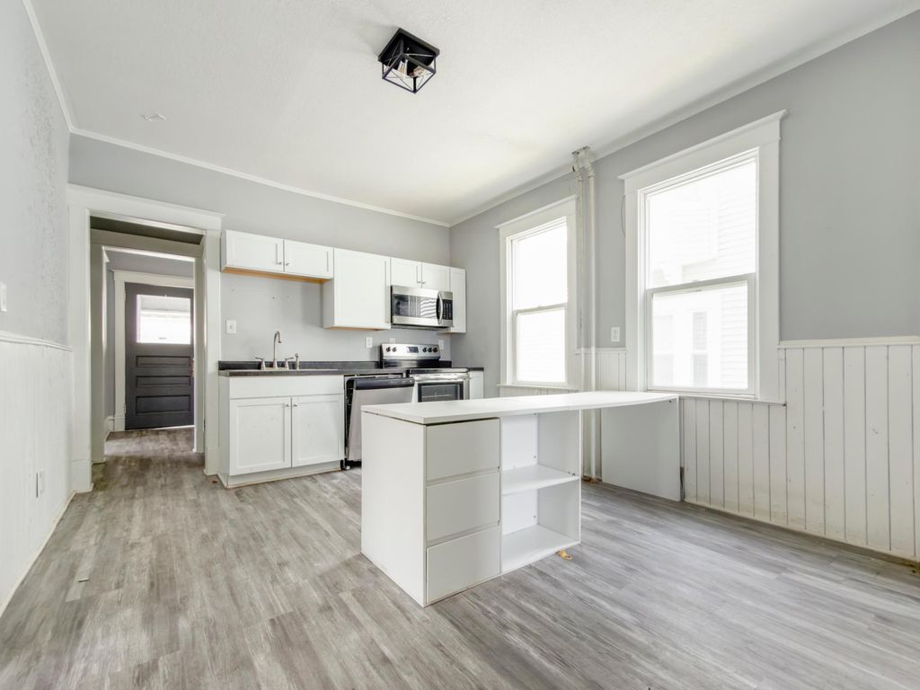 797 Iglehart Avenue, Saint Paul, MN 55104