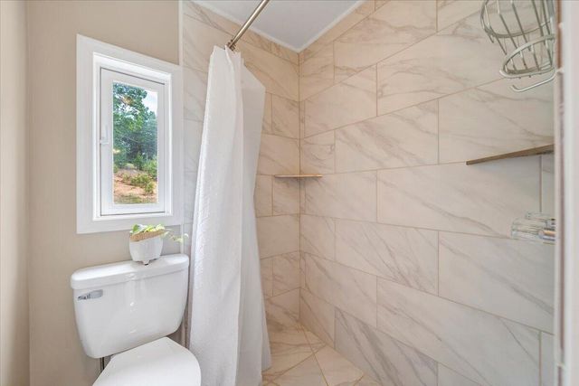 174 Log Cabin CIR, Henry, VA 24102