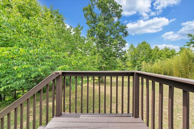 174 Log Cabin CIR, Henry, VA 24102
