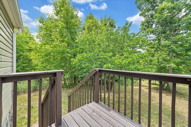 174 Log Cabin CIR, Henry, VA 24102