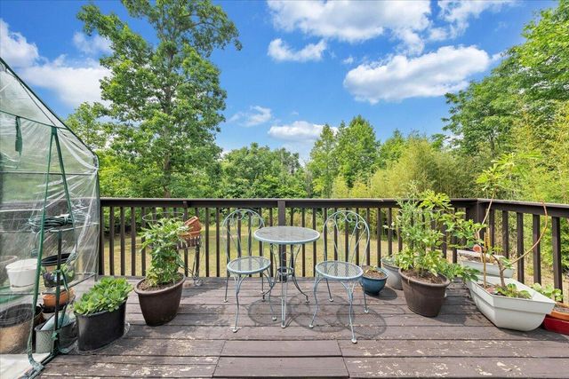 174 Log Cabin CIR, Henry, VA 24102