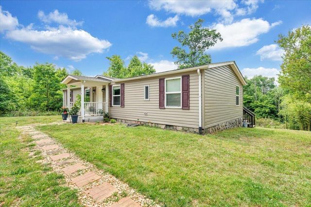 174 Log Cabin CIR, Henry, VA 24102