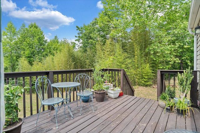 174 Log Cabin CIR, Henry, VA 24102