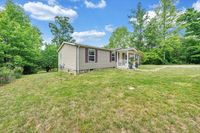 174 Log Cabin CIR, Henry, VA 24102