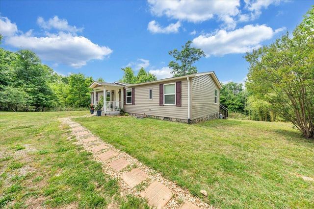 174 Log Cabin CIR, Henry, VA 24102